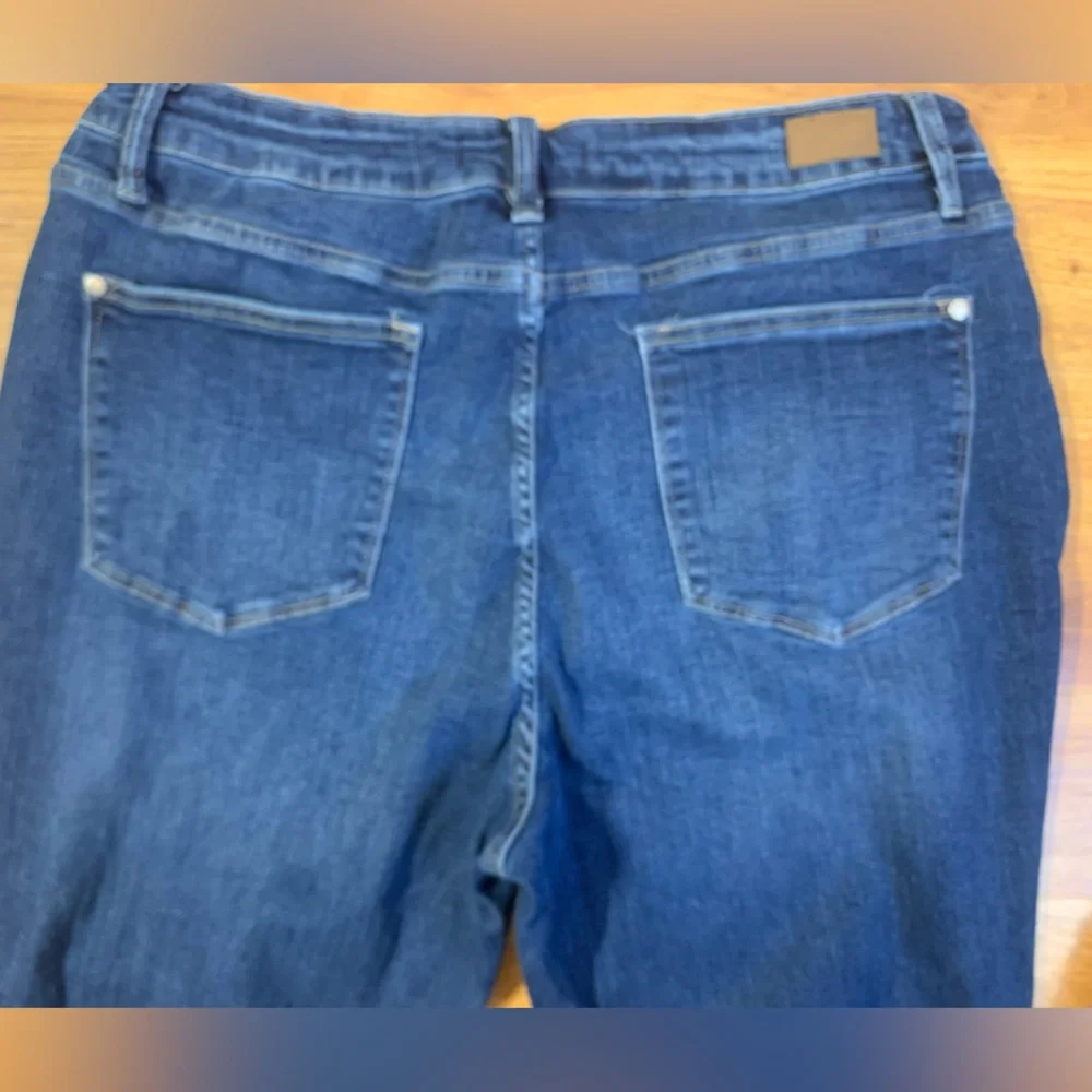 Judy Blue Indigo Bootcut Jeans with Frayed Hem